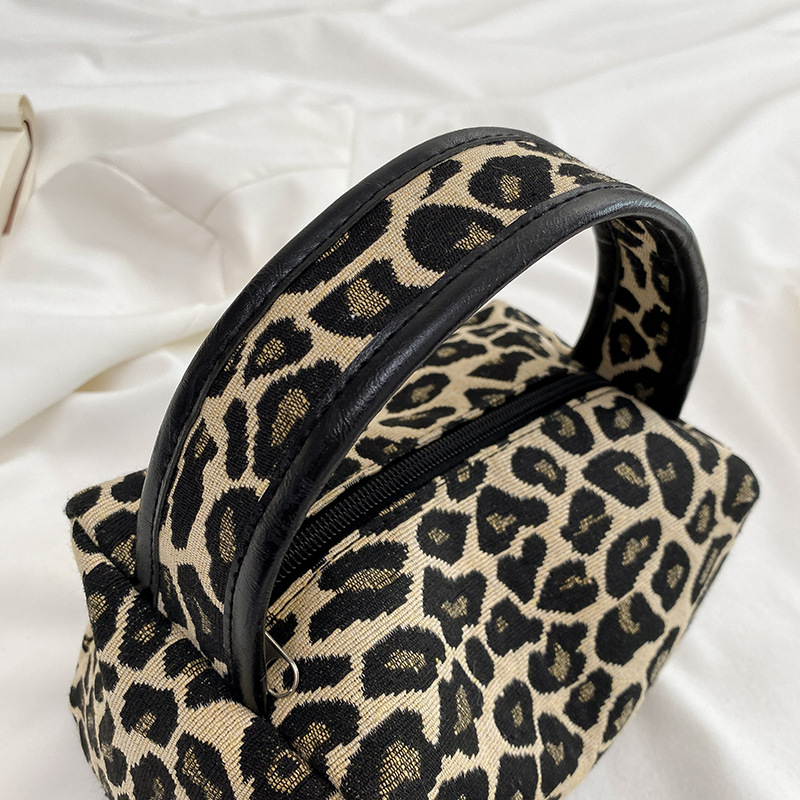 Tas Makeup macan tutul, kantun - Luxury Skincare Box ulasan dan harga